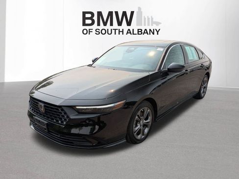 Used 2025 Honda Accord EX-L image 5