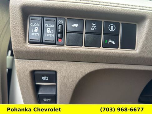 Used 2022 Honda Odyssey Touring image 19