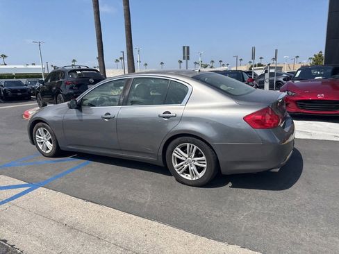Used 2012 INFINITI G25 Journey RWD image 11