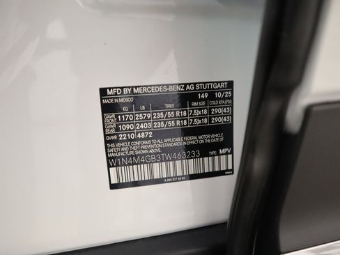 New 2026 Mercedes-Benz GLB 250 image 33