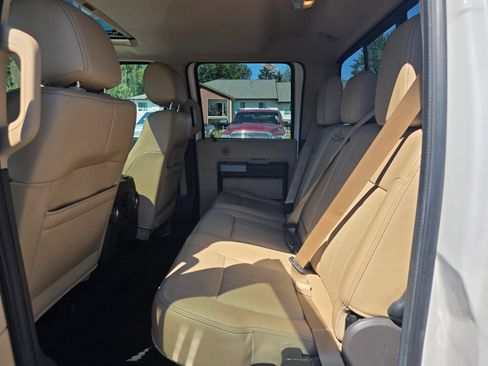 Used 2014 Ford F250 Lariat w/ Lariat Ultimate Package AWD/4WD image 27