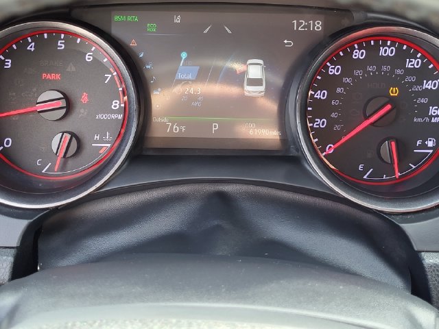 Used 2022 Toyota Camry XSE w/ Navigation Package FWD image 16