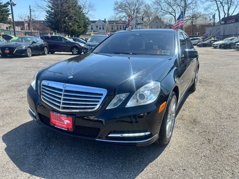 Used 2012 Mercedes-Benz E 350 4MATIC Sedan image 2