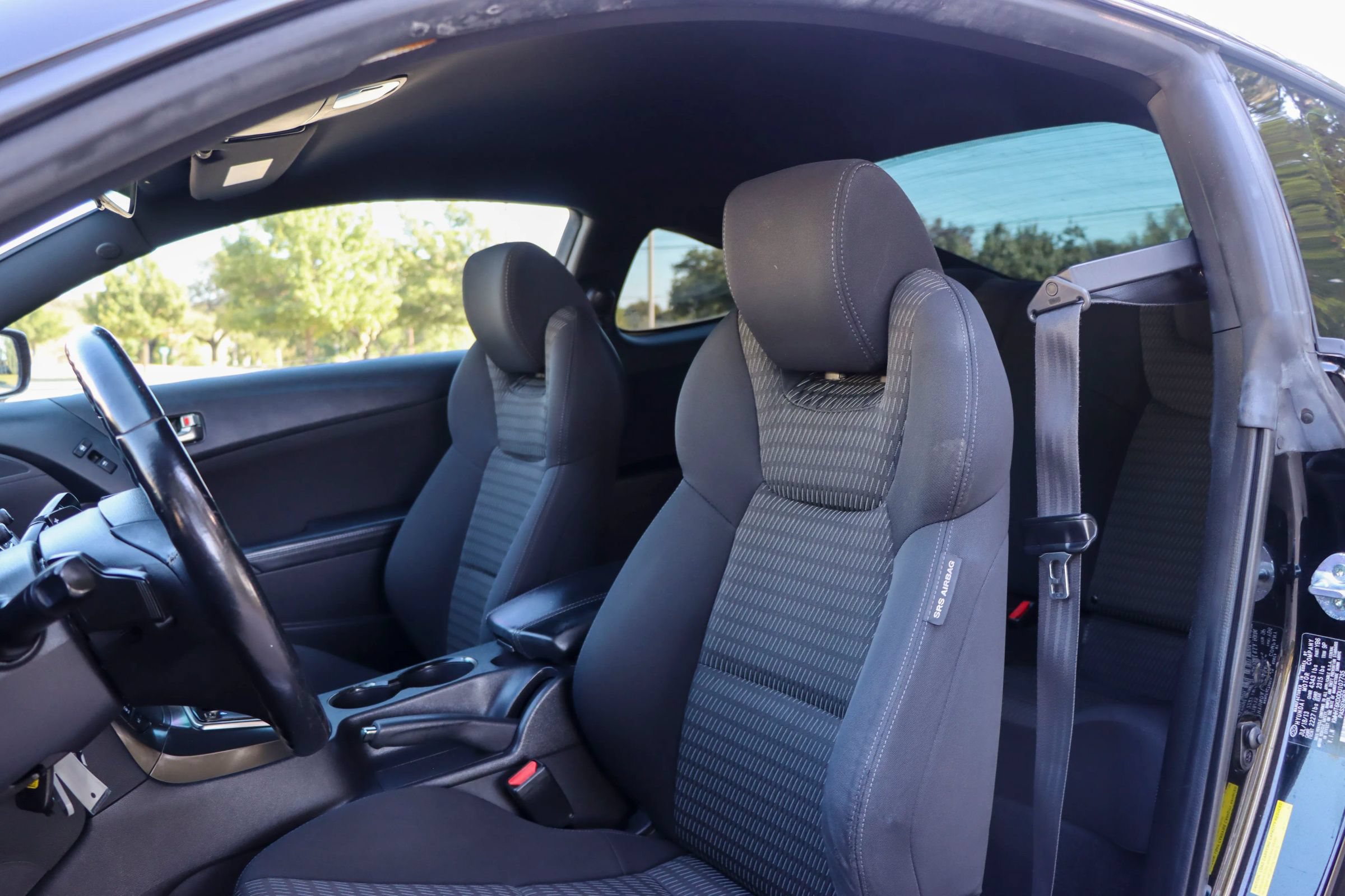Used 2013 Hyundai Genesis 2.0T RWD image 12