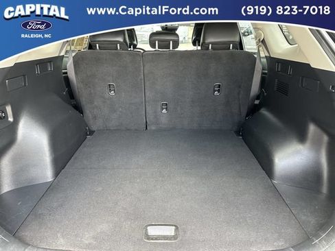 Used 2025 Kia Sportage EX w/ Premium Package FWD image 16