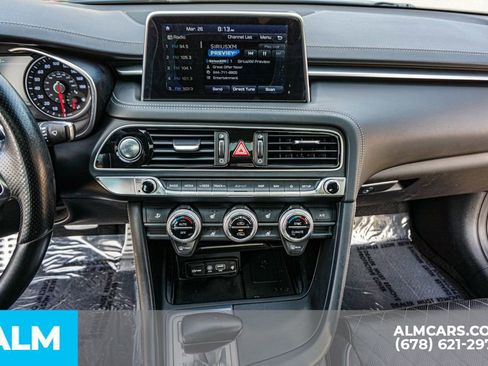 Used 2019 Genesis G70 2.0T Advanced w/ Sport Package image 40