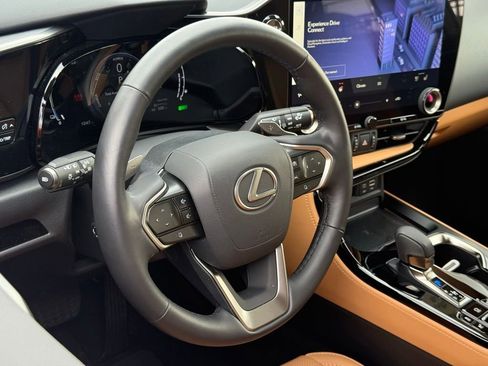 Certified 2025 Lexus NX 450h+ AWD w/ Luxury Package image 19