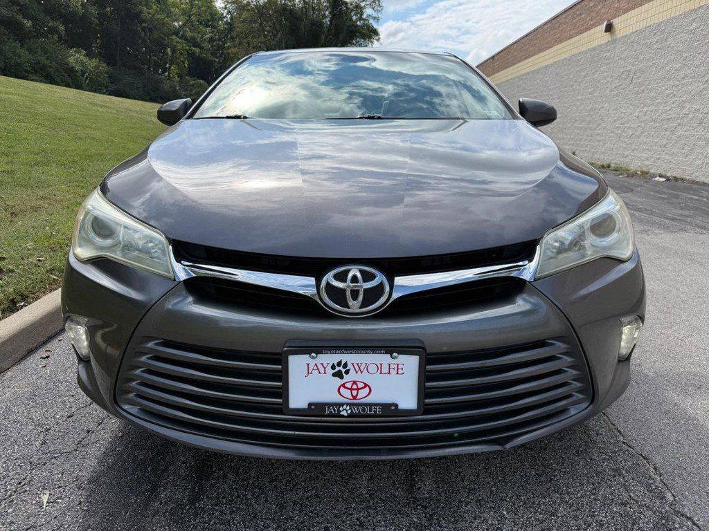 Used 2017 Toyota Camry XLE FWD image 7