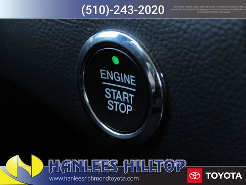 Used 2024 Ford Edge SEL image 25