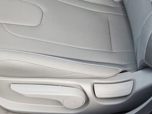 Certified 2025 Hyundai Elantra Blue image 12