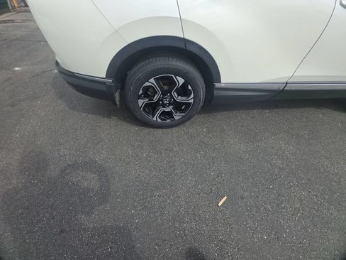 Used 2017 Honda CR-V Touring image 10