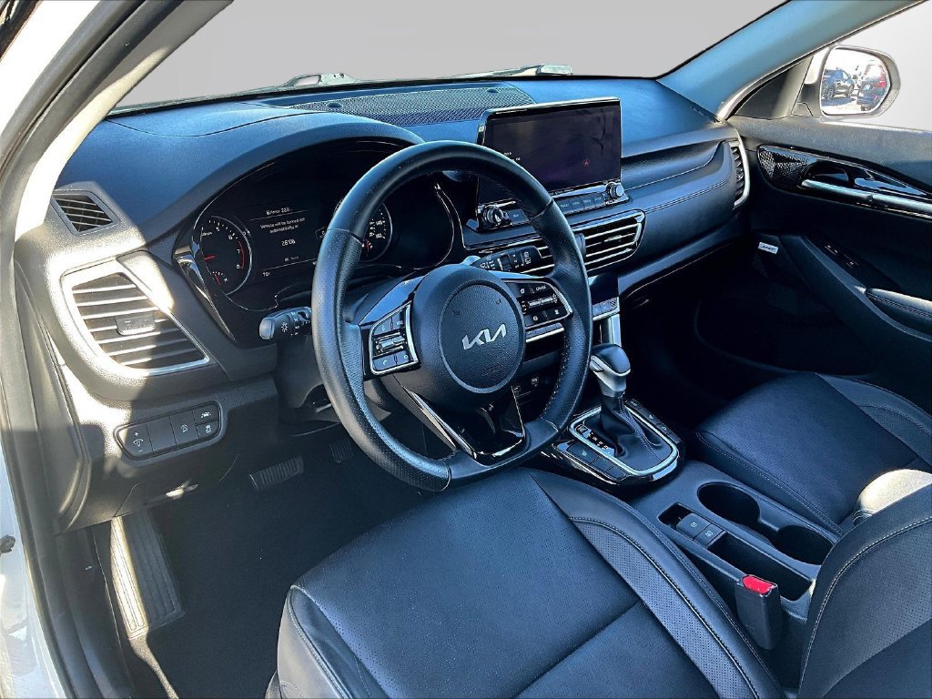 Used 2023 Kia Seltos SX AWD/4WD image 18