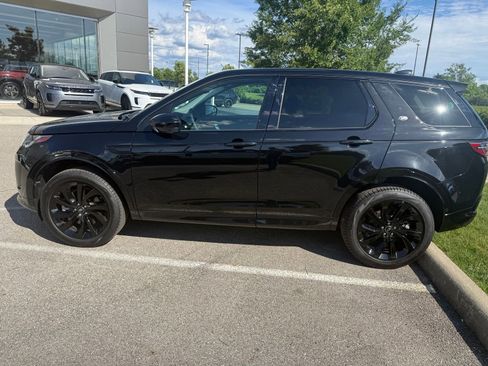 Used 2025 Land Rover Discovery Sport S AWD/4WD image 8