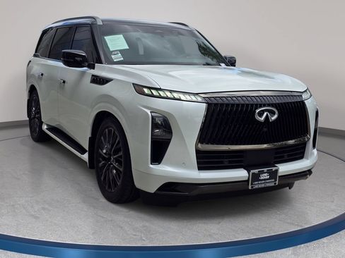 Used 2025 INFINITI QX80 Autograph AWD/4WD image 4