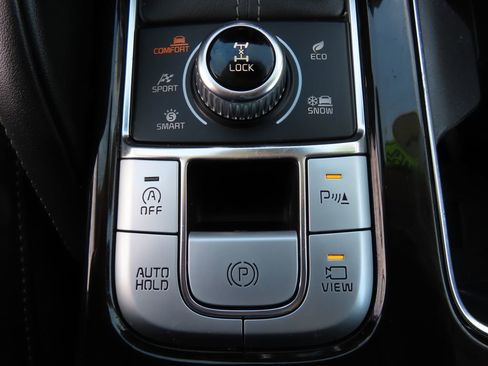 Used 2021 Kia Telluride SX w/ SX Prestige Package AWD/4WD image 11