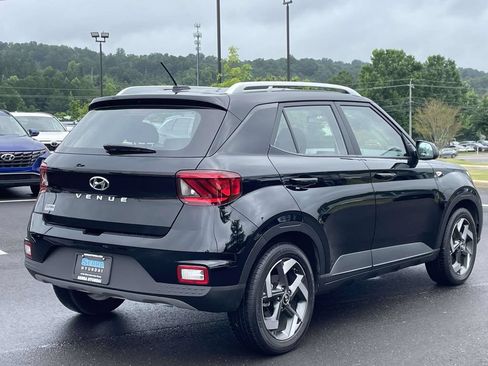 Certified 2026 Hyundai Venue SEL FWD image 3