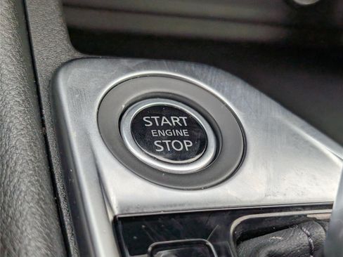 Used 2025 Nissan Sentra SV w/ All-Weather Package FWD image 22