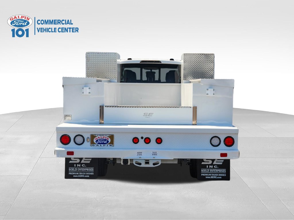 New 2026 Ford F550 4x4 SuperCab Super Duty image 5