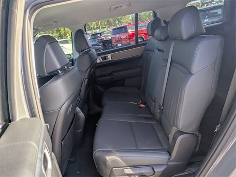 Used 2024 Hyundai Santa Fe SEL image 15