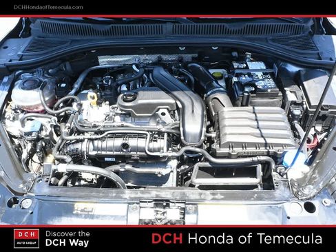 Used 2025 Volkswagen Jetta SE FWD image 25