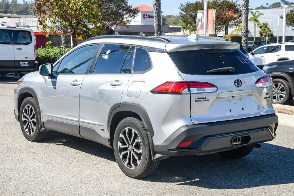 Used 2023 Toyota Corolla Cross AWD Hybrid image 7