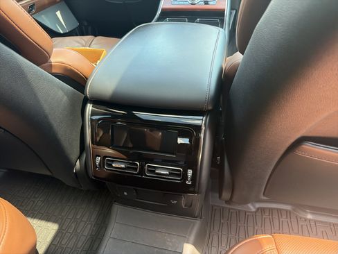 Used 2022 Lincoln Aviator Reserve w/ Equipment Group 201A AWD/4WD image 22
