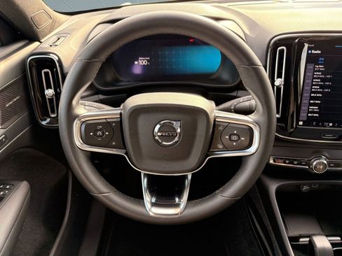 Certified 2023 Volvo C40 P8 Recharge Ultimate image 16