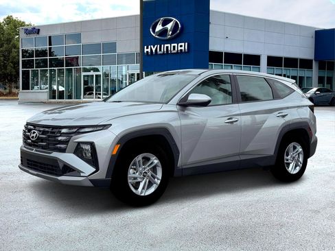 New 2026 Hyundai Tucson SE FWD image 2