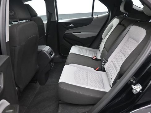 Used 2024 Chevrolet Equinox LS FWD image 14