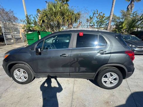 Used 2017 Chevrolet Trax LT image 12