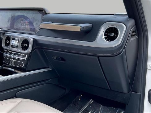 Used 2020 Mercedes-Benz G 550 image 18