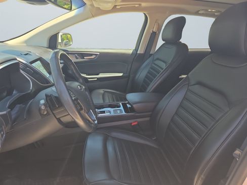 Used 2019 Ford Edge SEL w/ Equipment Group 201A AWD/4WD image 10