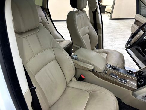 Used 2019 Land Rover Range Rover image 41