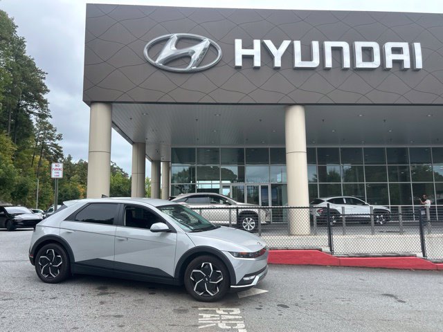 Certified 2024 Hyundai Ioniq 5 SE RWD image 1