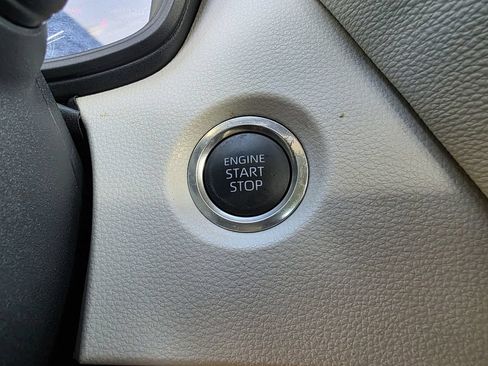 Used 2025 Toyota Corolla LE w/ Convenience Package FWD image 21