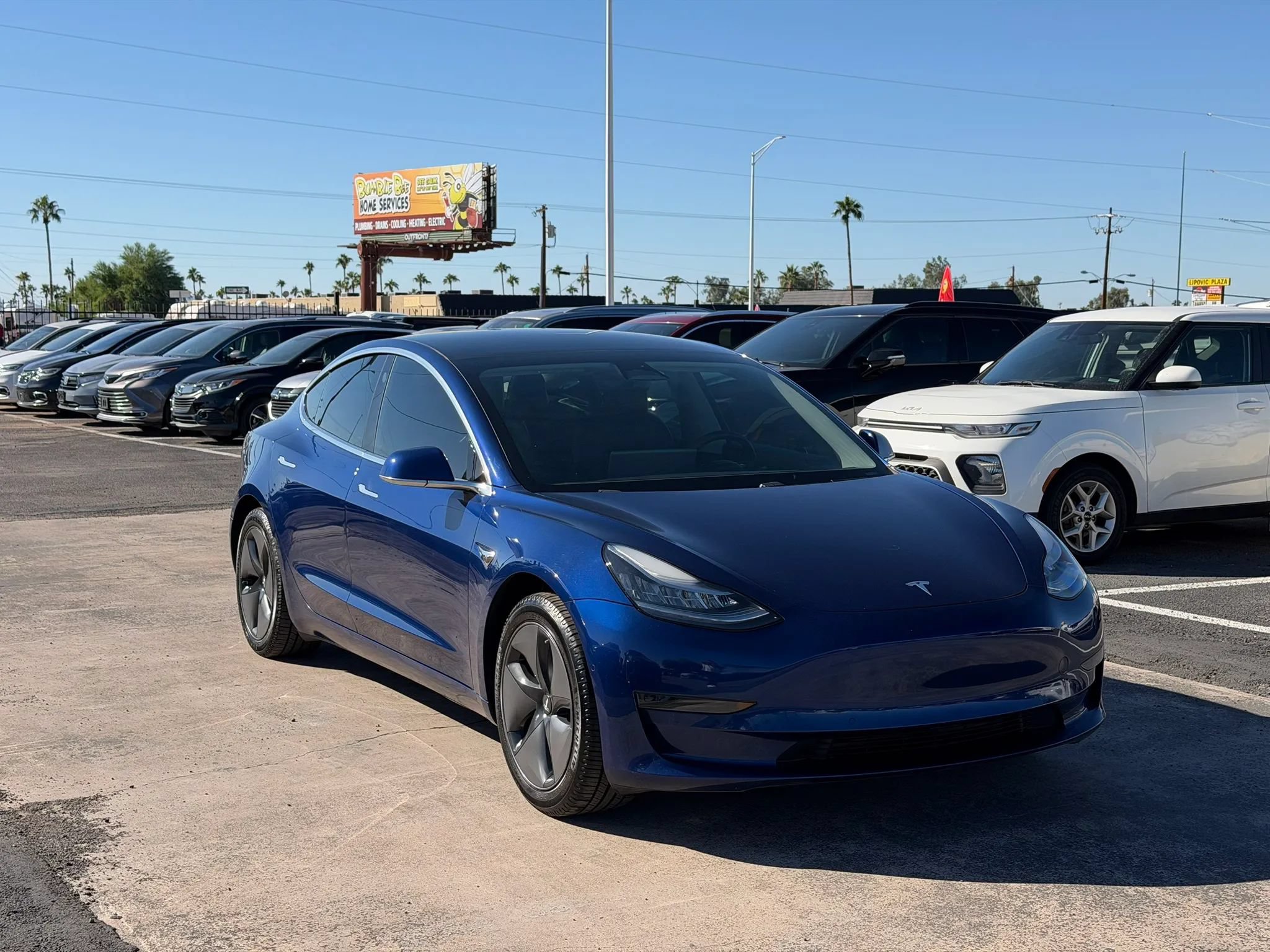Used 2020 Tesla Model 3 Standard Range Plus RWD image 14