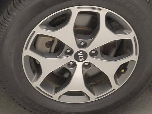 Used 2020 Kia Telluride EX w/ Towing Package FWD image 31