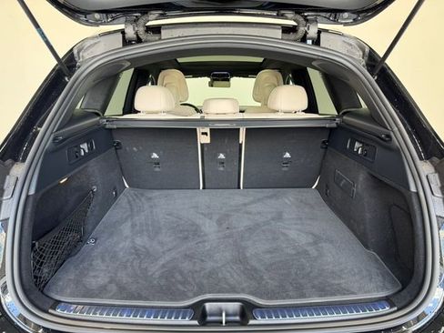 Used 2024 Mercedes-Benz GLC 300 GLC 300 image 8