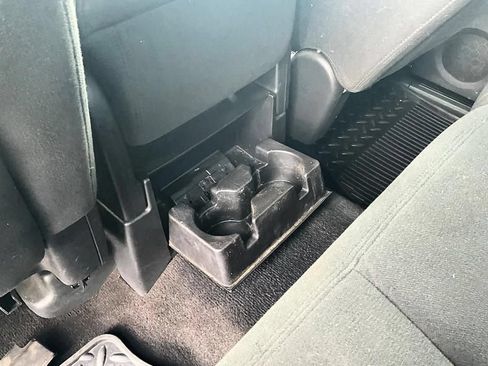 Used 2011 Chevrolet Silverado 1500 LT w/ All-Star Edition AWD/4WD image 29