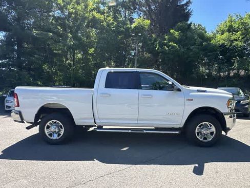 Used 2020 RAM 2500 Big Horn AWD/4WD image 3