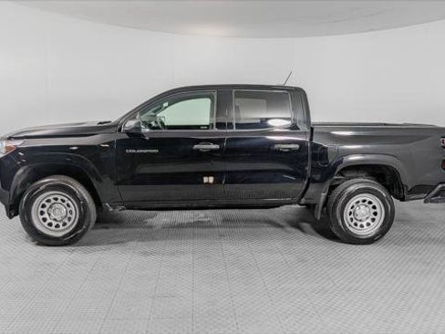 Used 2023 Chevrolet Colorado W/T RWD image 3