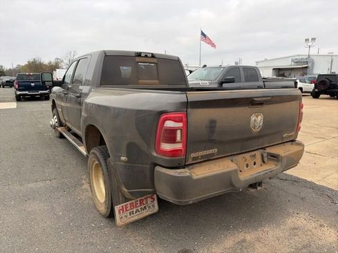 Used 2024 RAM 3500 Laramie image 8