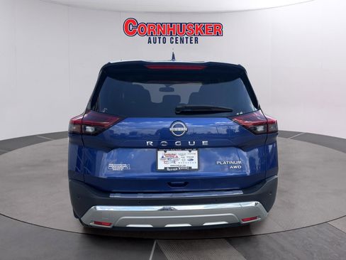 Used 2023 Nissan Rogue Platinum image 6