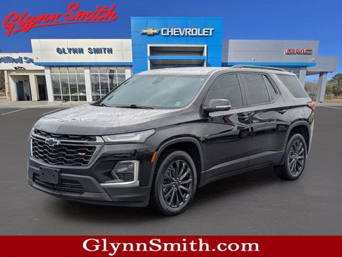 Certified 2023 Chevrolet Traverse RS image 1