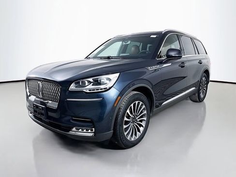 Used 2022 Lincoln Aviator Reserve w/ Equipment Group 201A image 3