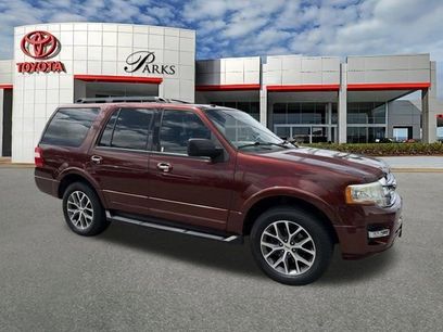 Used 2017 Ford Expedition XLT w/ Equipment Group 202A