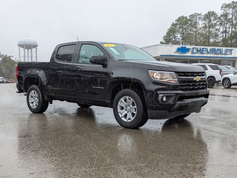 Used 2022 Chevrolet Colorado LT w/ LT Convenience Package image 2