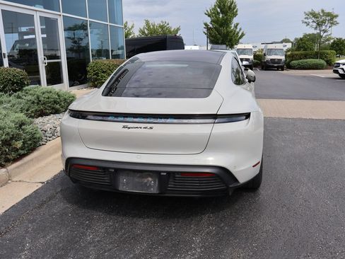 Used 2022 Porsche Taycan 4S AWD/4WD image 11