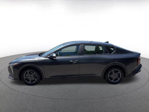 Used 2025 Kia K4 FWD image 9