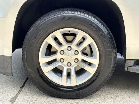 Used 2019 Chevrolet Tahoe LT AWD/4WD image 12